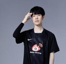 2023最新英雄联盟RNG战队成员名单一览（精英阵容再升级，RNG再展宏图）