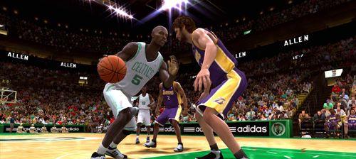 《NBALIVE2024》游戏扣篮技巧大揭秘（助你实现高难度的空中花式灌篮）
