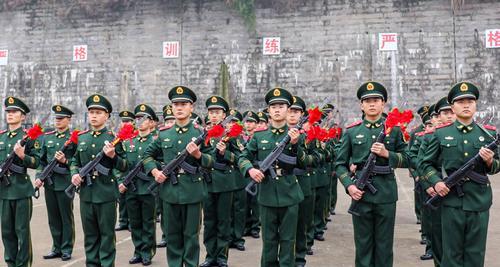 游戏中轻松掌握光荣使命通用专业术语，与队友顺畅沟通（从零基础到游戏高手）