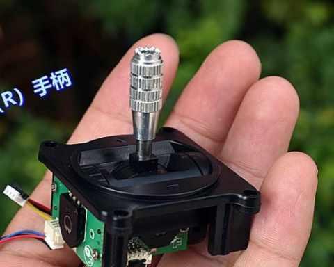 游戏手柄无法遥控无人机怎么办？