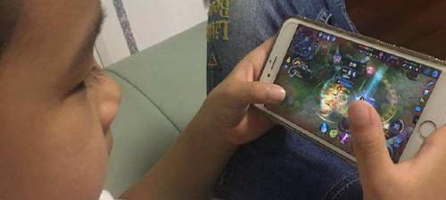 台湾小孩在王者荣耀中如何操作？
